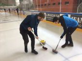 210412_ROVER_Curling_004.jpeg