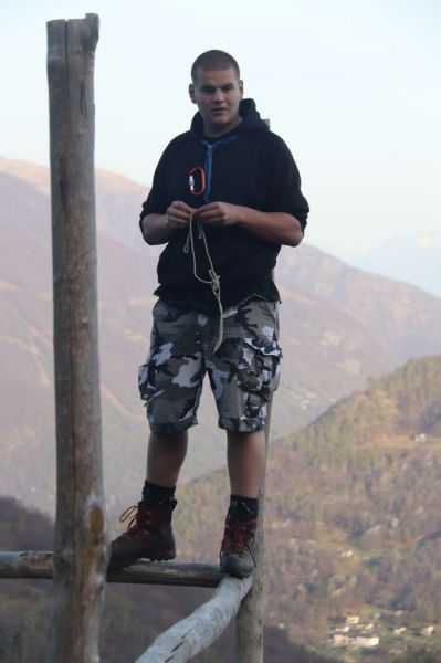 Clicca per vedere l'immagine alla massima grandezza