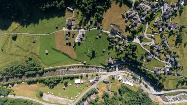 Clicca per vedere l'immagine alla massima grandezza