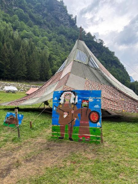Clicca per vedere l'immagine alla massima grandezza
