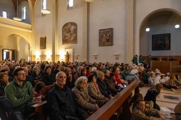 Clicca per vedere l'immagine alla massima grandezza