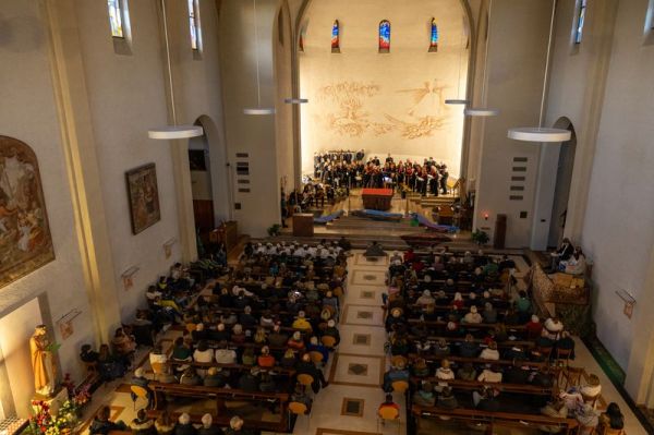 Clicca per vedere l'immagine alla massima grandezza