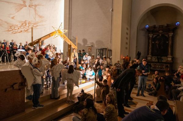 Clicca per vedere l'immagine alla massima grandezza