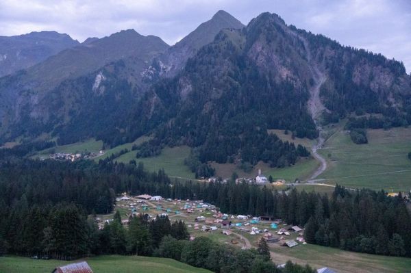 Clicca per vedere l'immagine alla massima grandezza