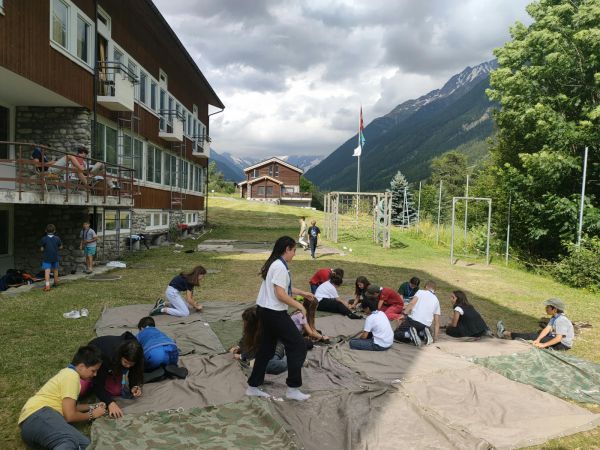 Clicca per vedere l'immagine alla massima grandezza
