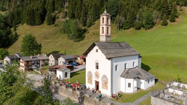 Clicca per vedere l'immagine alla massima grandezza